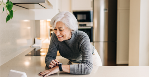 EZVIZ Camera Wifi Extérieure BC1C 4K PRO KIT - Résolution 4K - Batterie lithium rechargeable de 10 400 mAh - Protection continue 24/7 - Vision nocturne en coule