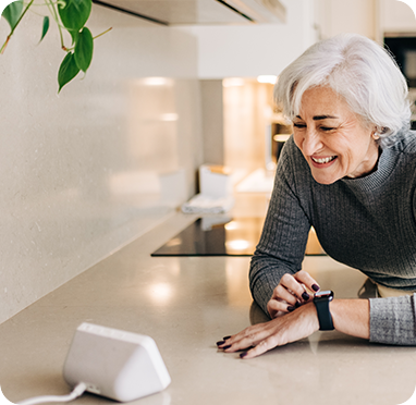 EZVIZ Caméras extérieures motorisées H9c 3MP - Wi-Fi - à double objectif panoramique et inclinable - Co-détection pour un suivi intelligent automatique